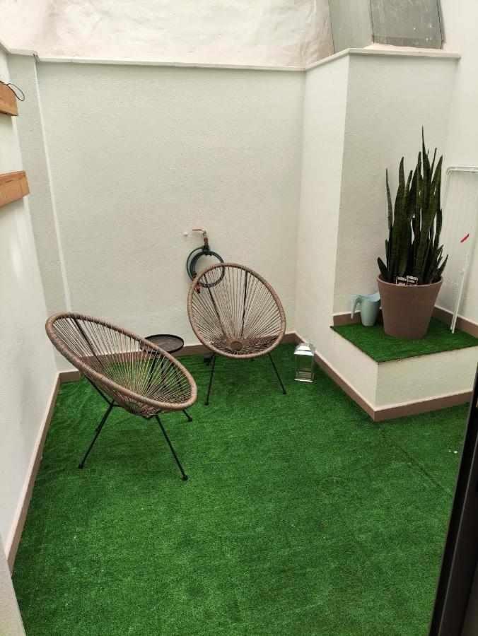 Apartamento Dos Aceras Malaga Exterior photo